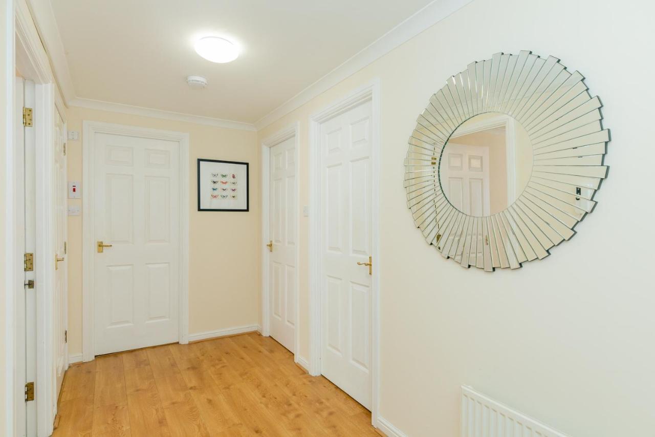 Dicksonfield Quiet Central Family Apartment With Parking Édimbourg Extérieur photo